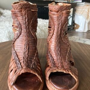 Freebird Bella sandal bootie- NEW! Size 7